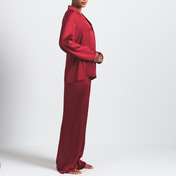 SKIMS Red Satin Pajama Set - Picture 2 of 14